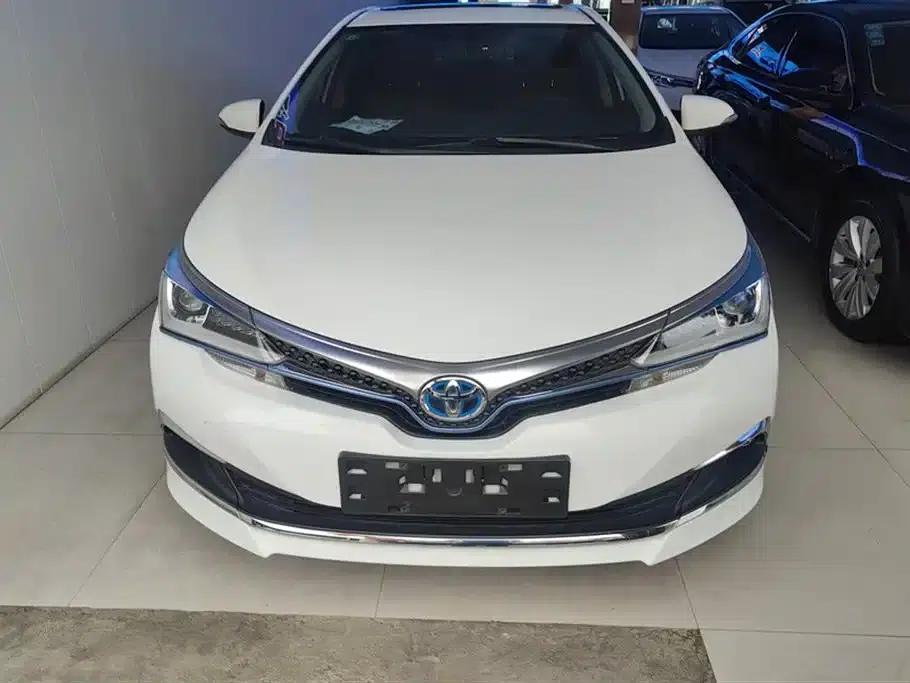 Corolla Hybrid E+ 2019 1.8L E-CVT Luxury Edition — миниатюра 2