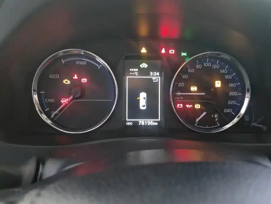 Corolla Hybrid E+ 2019 1.8L E-CVT Luxury Edition — миниатюра 14