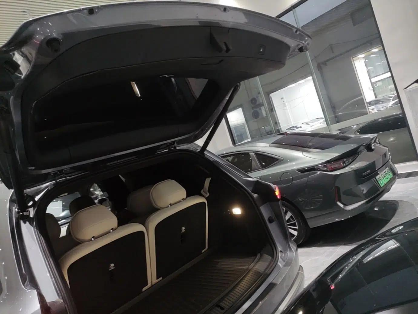 ONVO Luxeed L90 2025 Model—Ultra Six-Seater Version — миниатюра 21