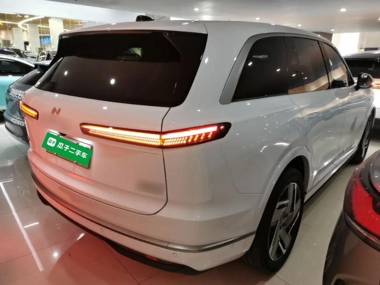 ONVO Luxeed L90 2025 Model—Max Six-Seater Version — миниатюра 5