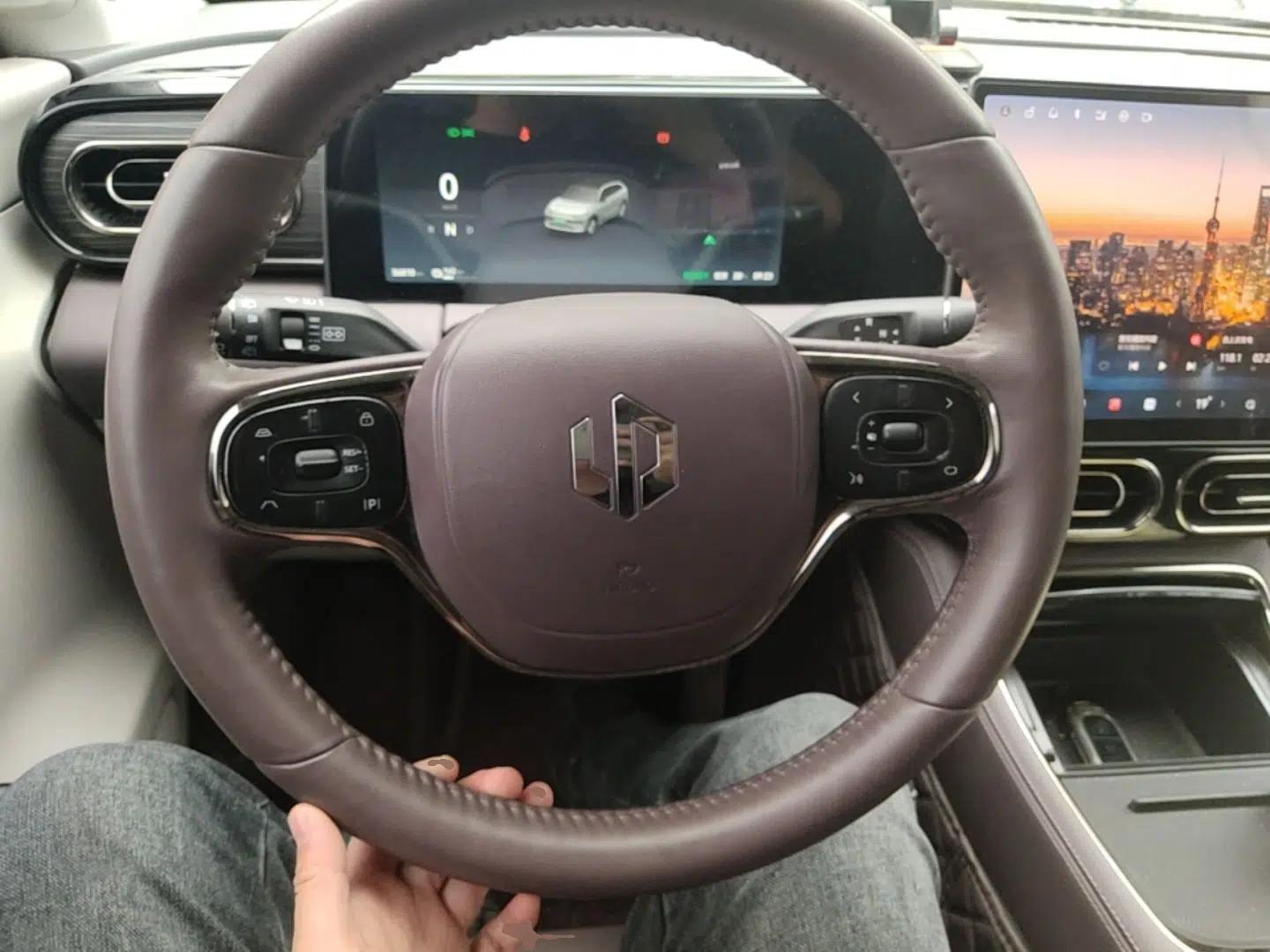 Leapmotor C11 2024 All-Electric 580 Luxury Edition — миниатюра 14