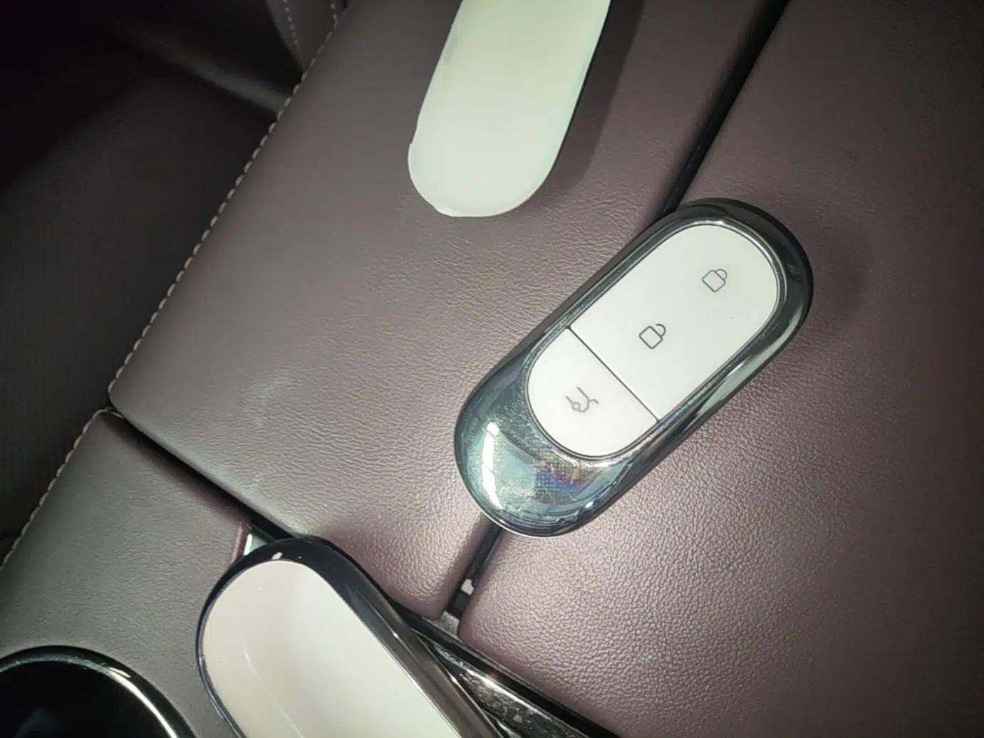 Leapmotor C11 2024 All-Electric 580 Luxury Edition — миниатюра 12