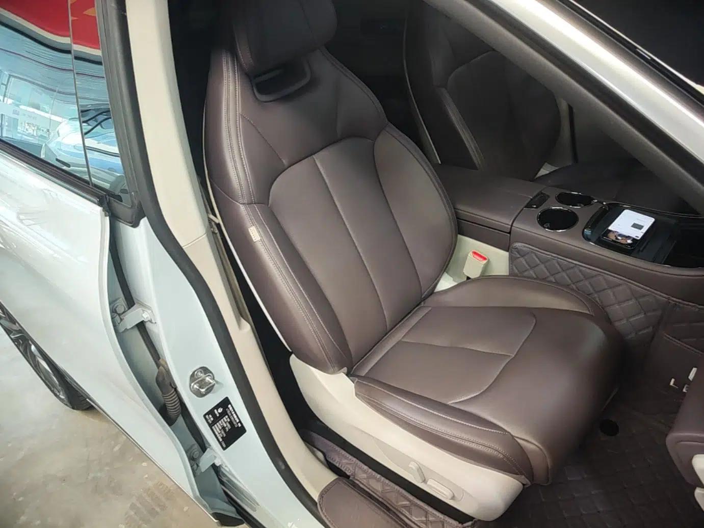 Leapmotor C11 2024 All-Electric 580 Luxury Edition — миниатюра 23