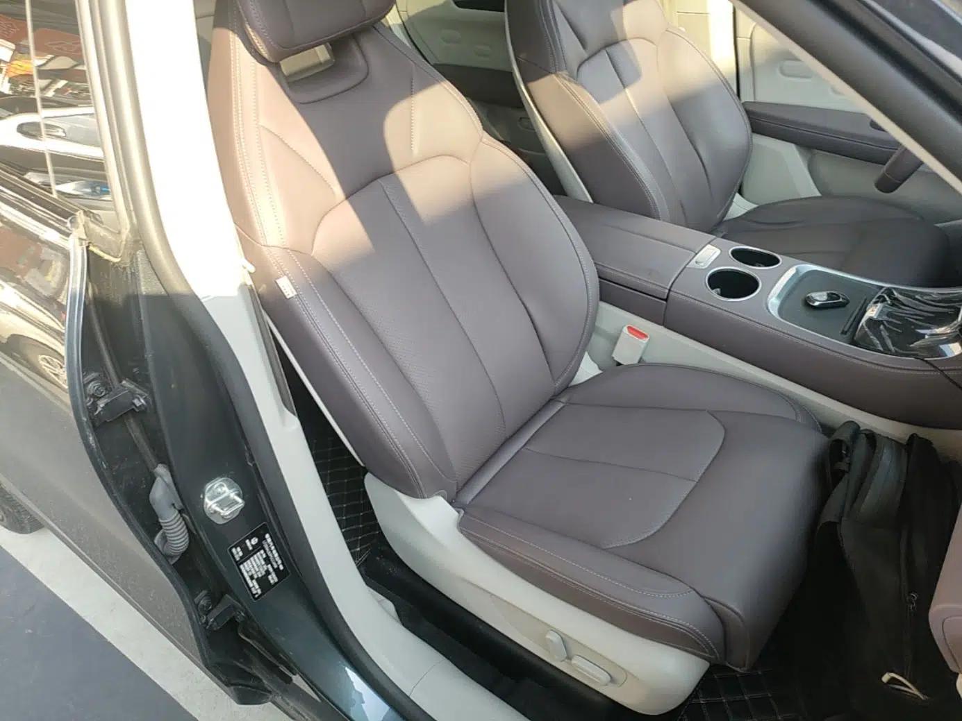 Leapmotor C11 2023 Range-Extended 200 Comfort Edition — миниатюра 23