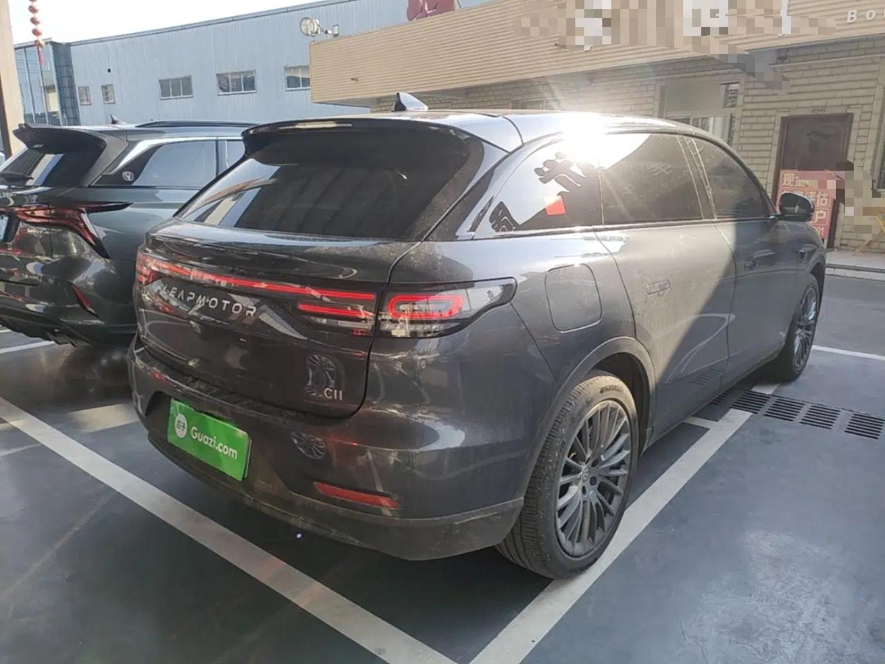Leapmotor C11 2023 Range-Extended 200 Comfort Edition — миниатюра 6