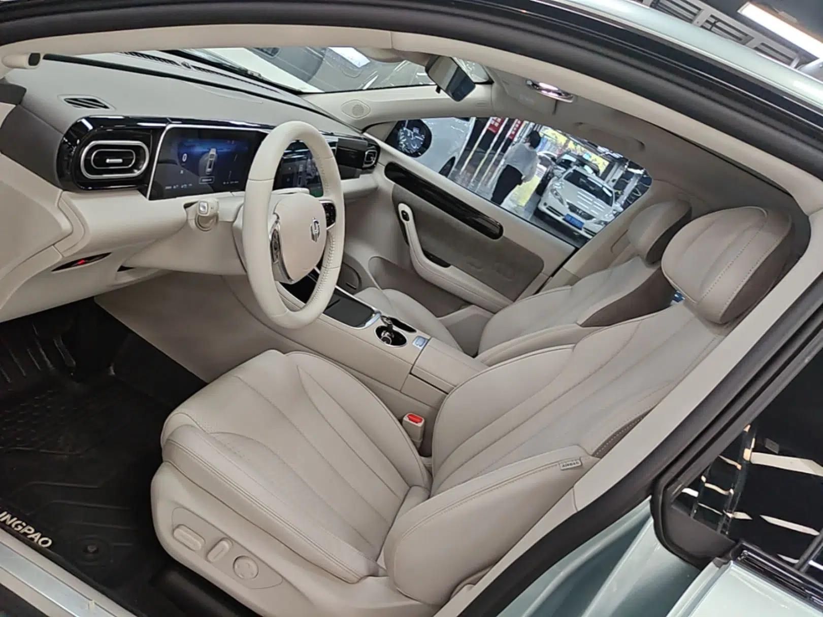 Leapmotor C11 2023 Extended-Range 285 Comfort Edition — миниатюра 16