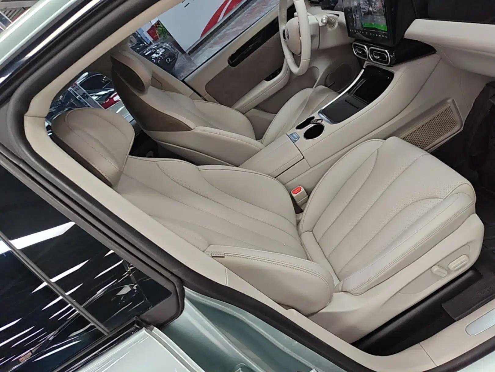 Leapmotor C11 2023 Extended-Range 285 Comfort Edition — миниатюра 28