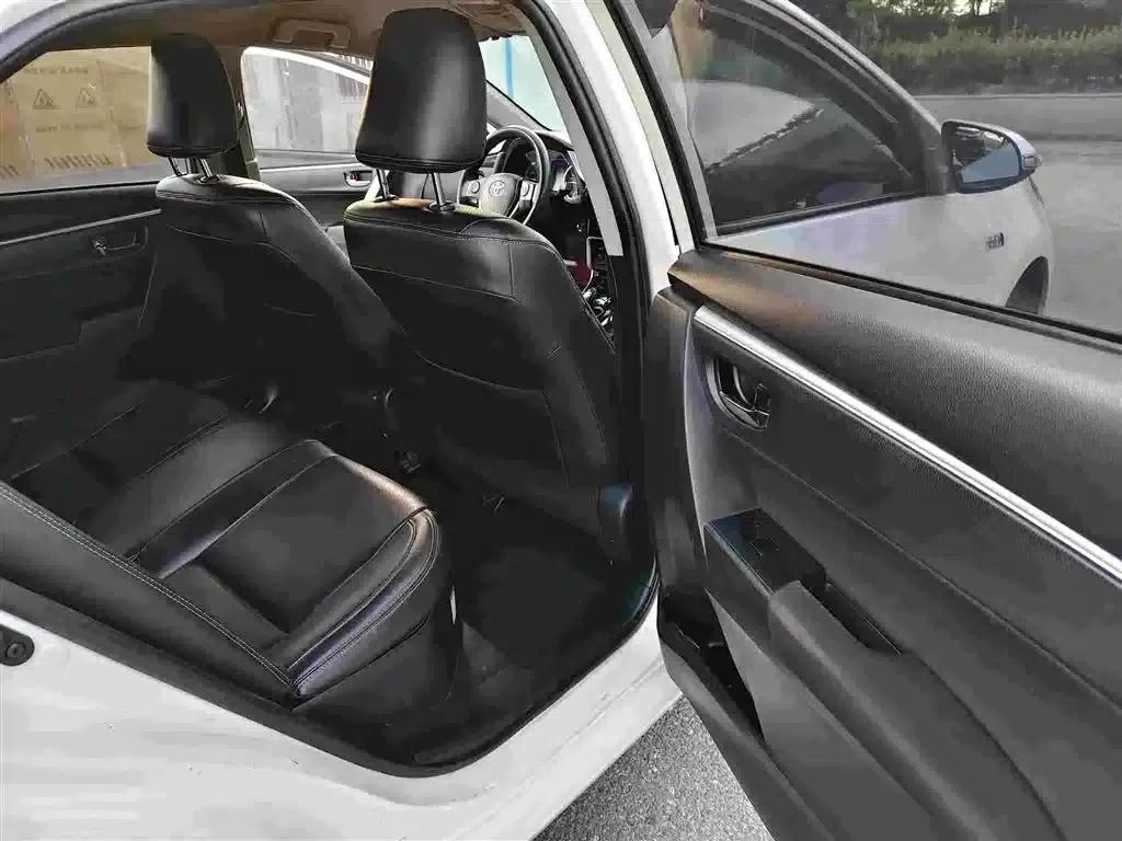 Levin Hybrid E+ 2019 1.8PH GS E-CVT Elite Edition — миниатюра 15