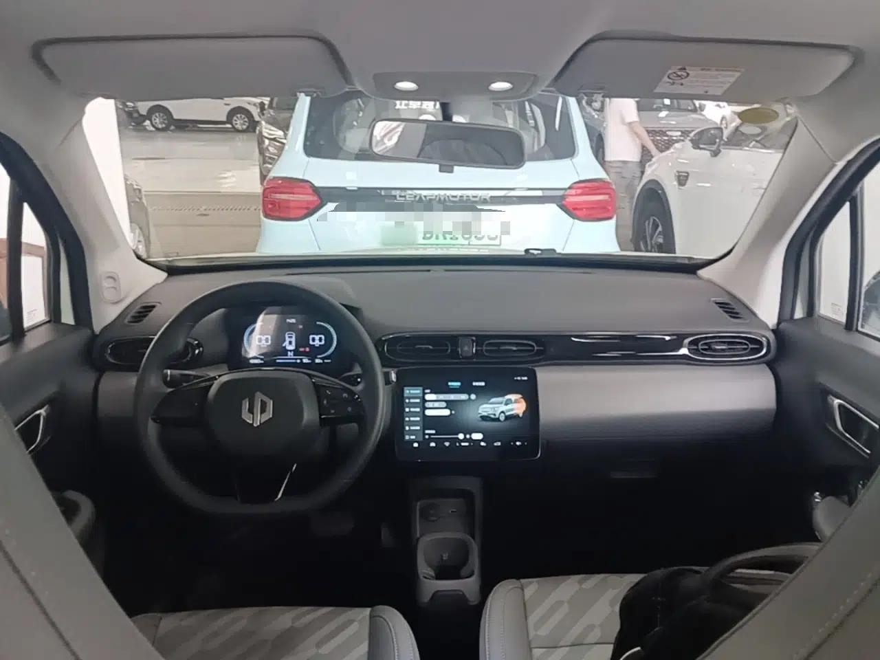 Leapmotor T03 2024 403 Comfort Edition — миниатюра 13