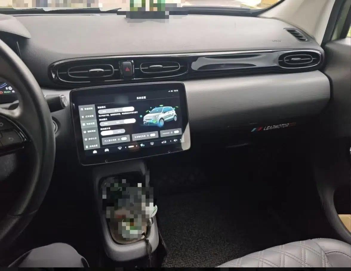 Leapmotor T03 2021 400 Luxury Pro Edition — миниатюра 19