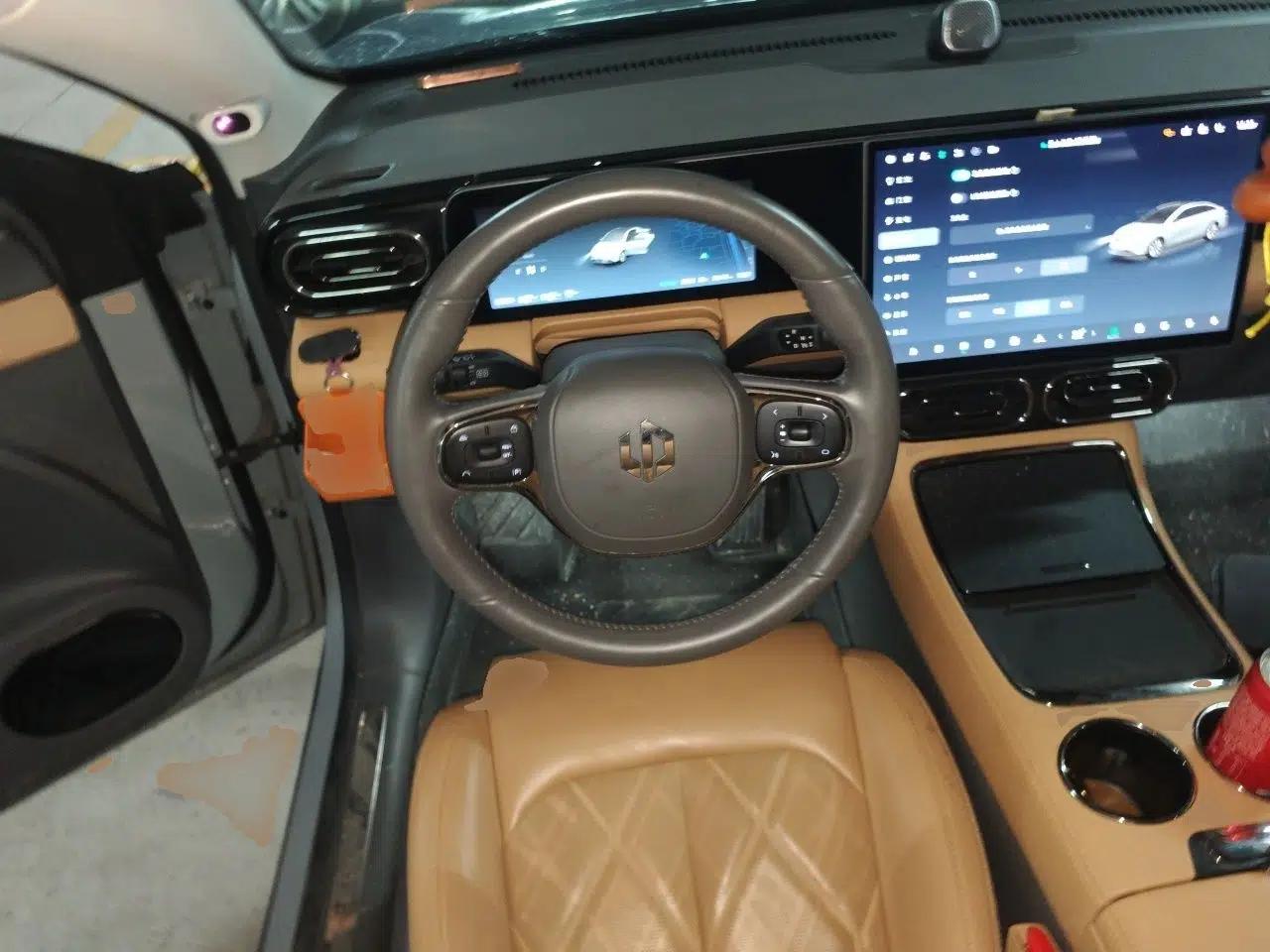 Leapmotor C01 2024 Range-Extended 316 Deluxe Edition — миниатюра 11