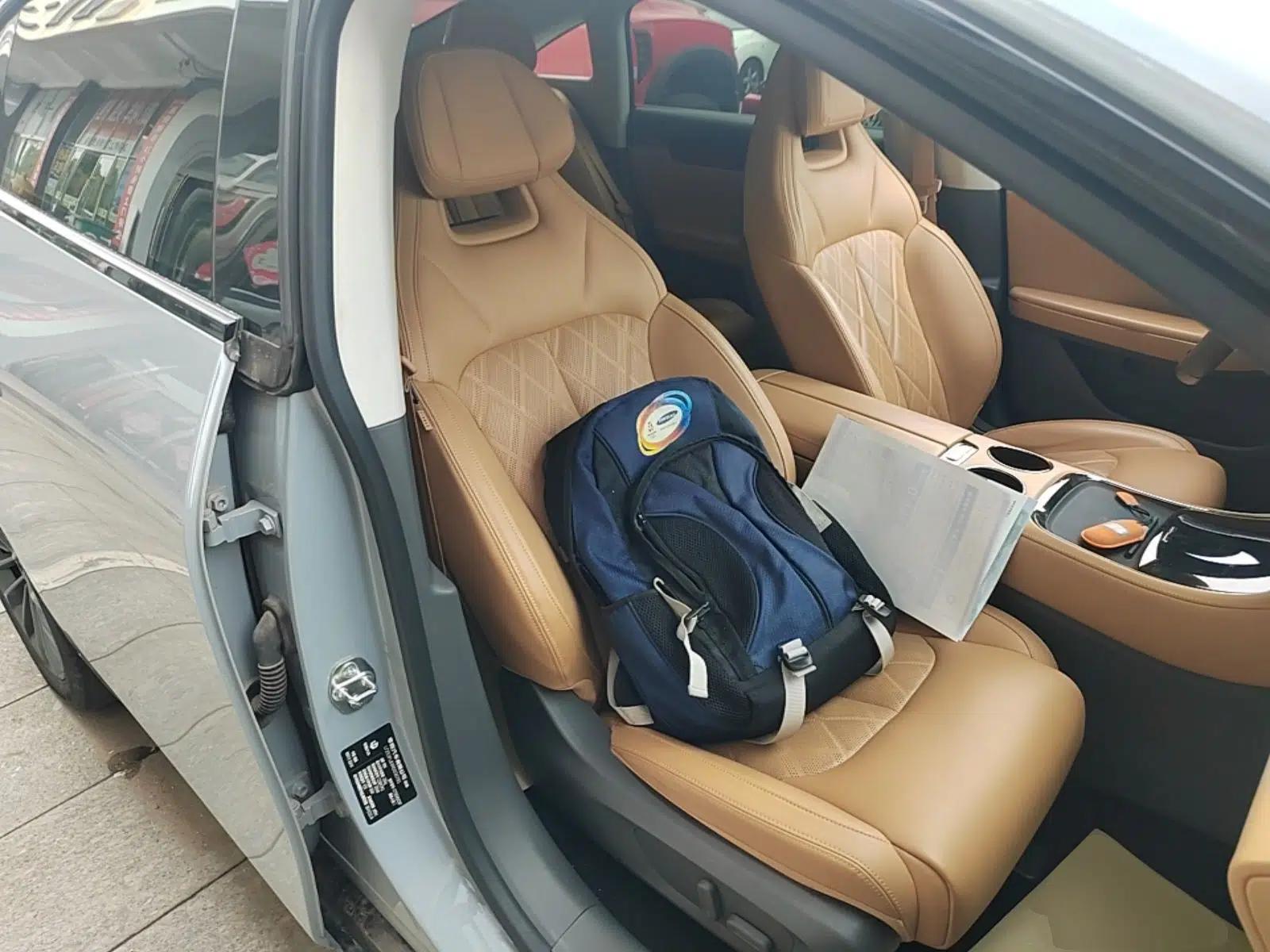 Leapmotor C01 2024 Range-Extended 316 Deluxe Edition — миниатюра 23