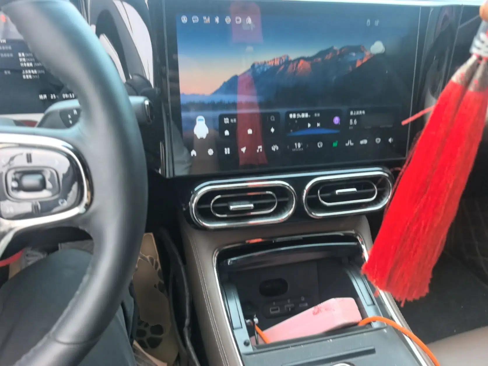 Leapmotor C01 2023 606 Smart Edition — миниатюра 13