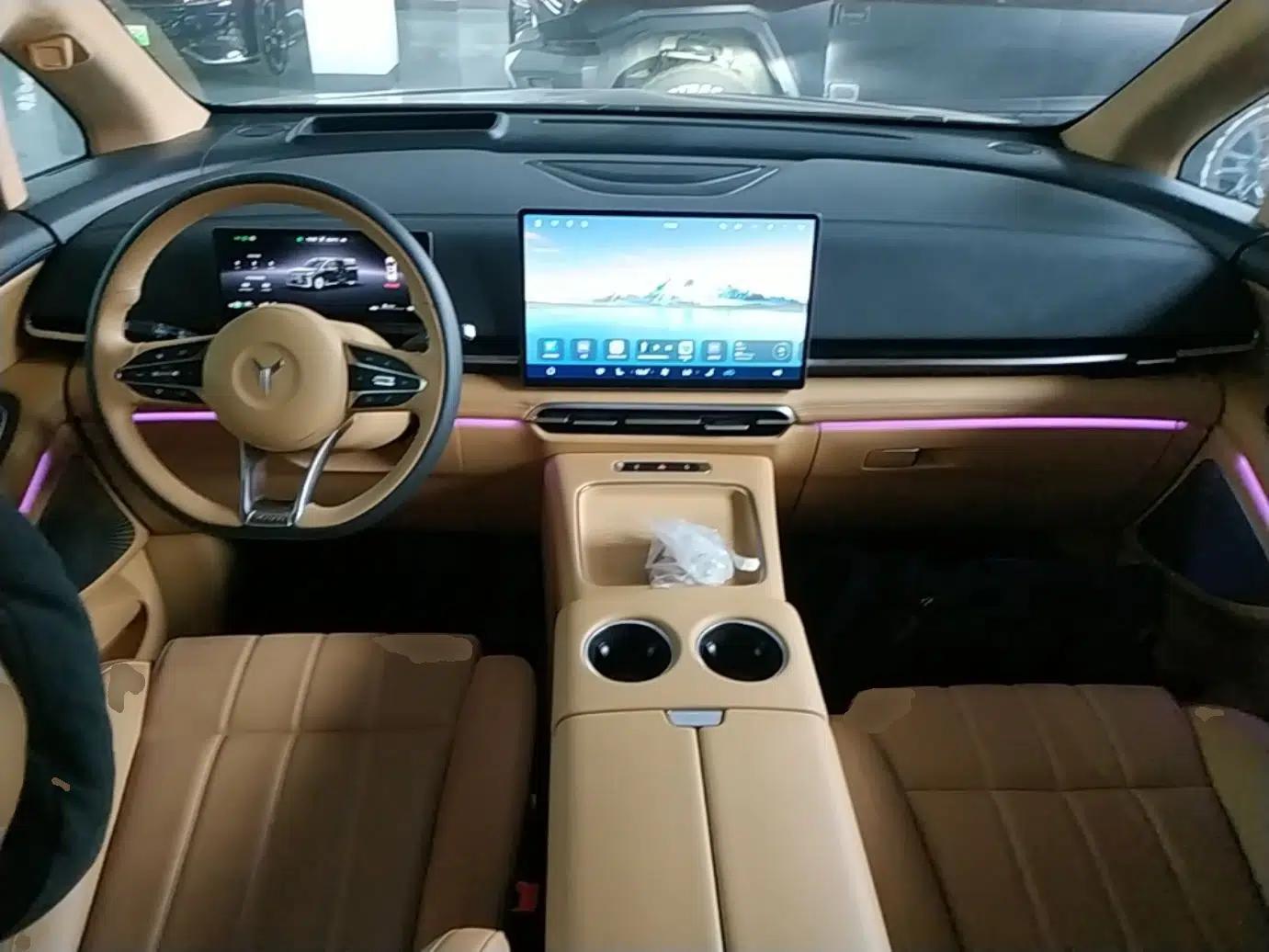 VOYAH Dream 2025 PHEV Four-Wheel Drive Prestige Qiankun Edition — миниатюра 12