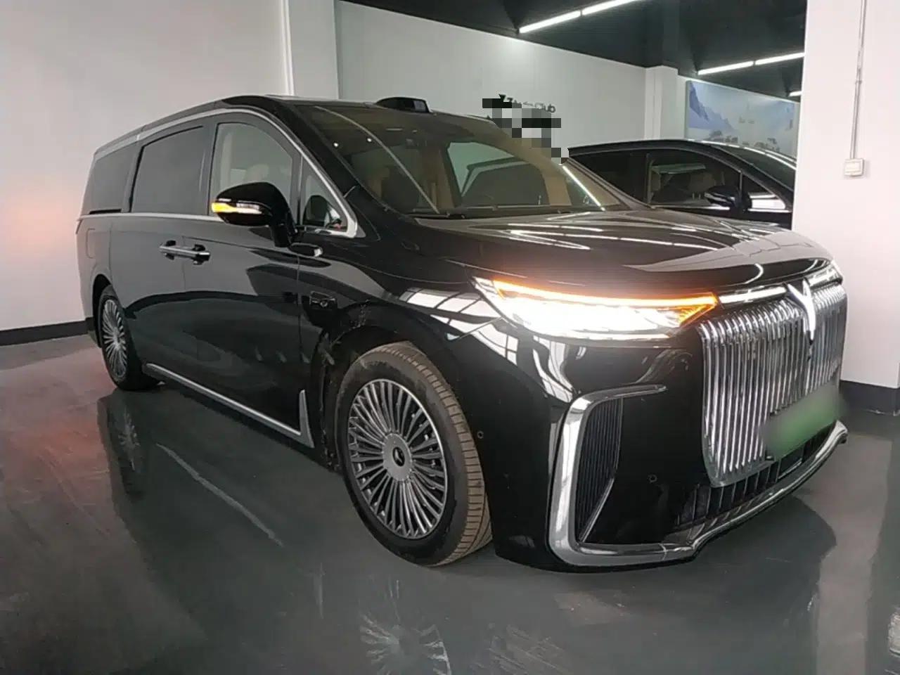 VOYAH Dream 2025 PHEV Four-Wheel Drive Prestige Qiankun Edition — миниатюра 6