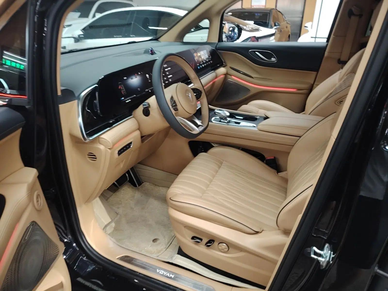 VOYAH Dream 2022 0-Emission Edition Dream+ Smart Range Package – 605 km — миниатюра 17