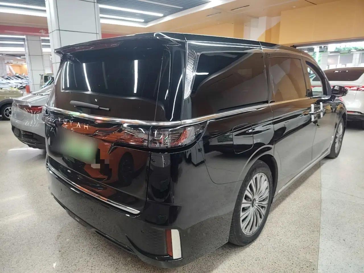 VOYAH Dream 2022 0-Emission Edition Dream+ Smart Range Package – 605 km — миниатюра 4