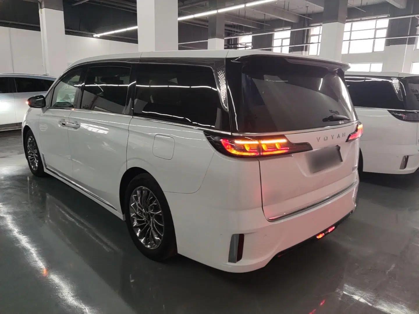 VOYAH Dream 2022 Low-Carbon Edition Dream+ Smart Enjoyment Package — миниатюра 7
