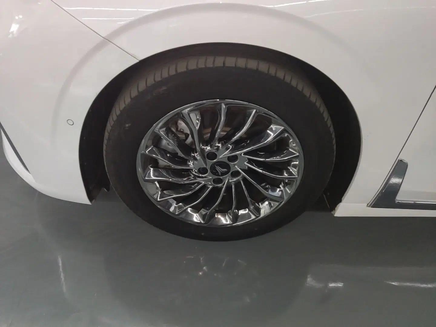 VOYAH Dream 2022 Low-Carbon Edition Dream+ Smart Enjoyment Package — миниатюра 9