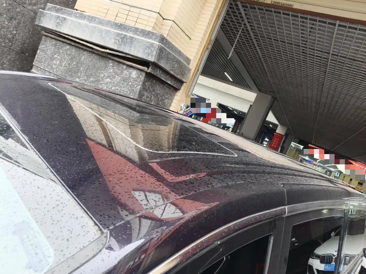 VOYAH Dream 2024 PHEV Extended-Range Premium Edition — миниатюра 11
