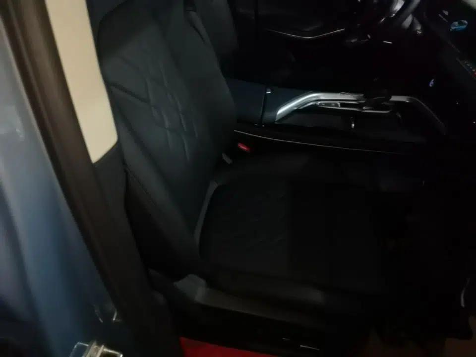 VOYAH FREE 2021 Four-Wheel Drive Standard Range-Extended Exclusive Luxury Package — миниатюра 23