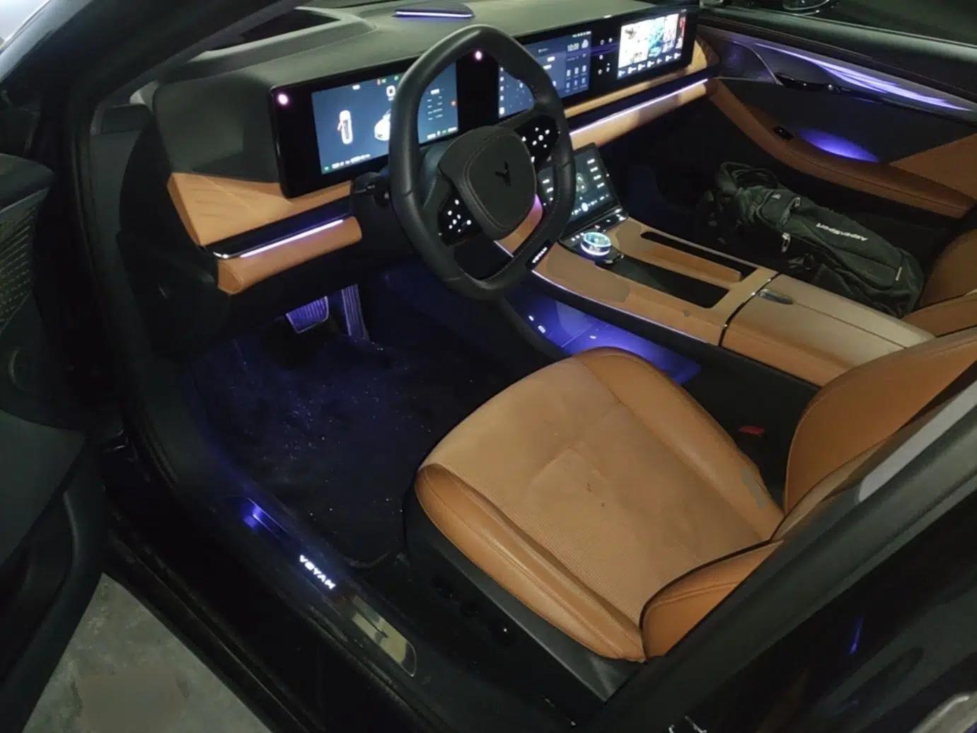 VOYAH PASSION 2024 PHEV Four-Wheel Drive Ultra-Long Range Flagship Model — миниатюра 18