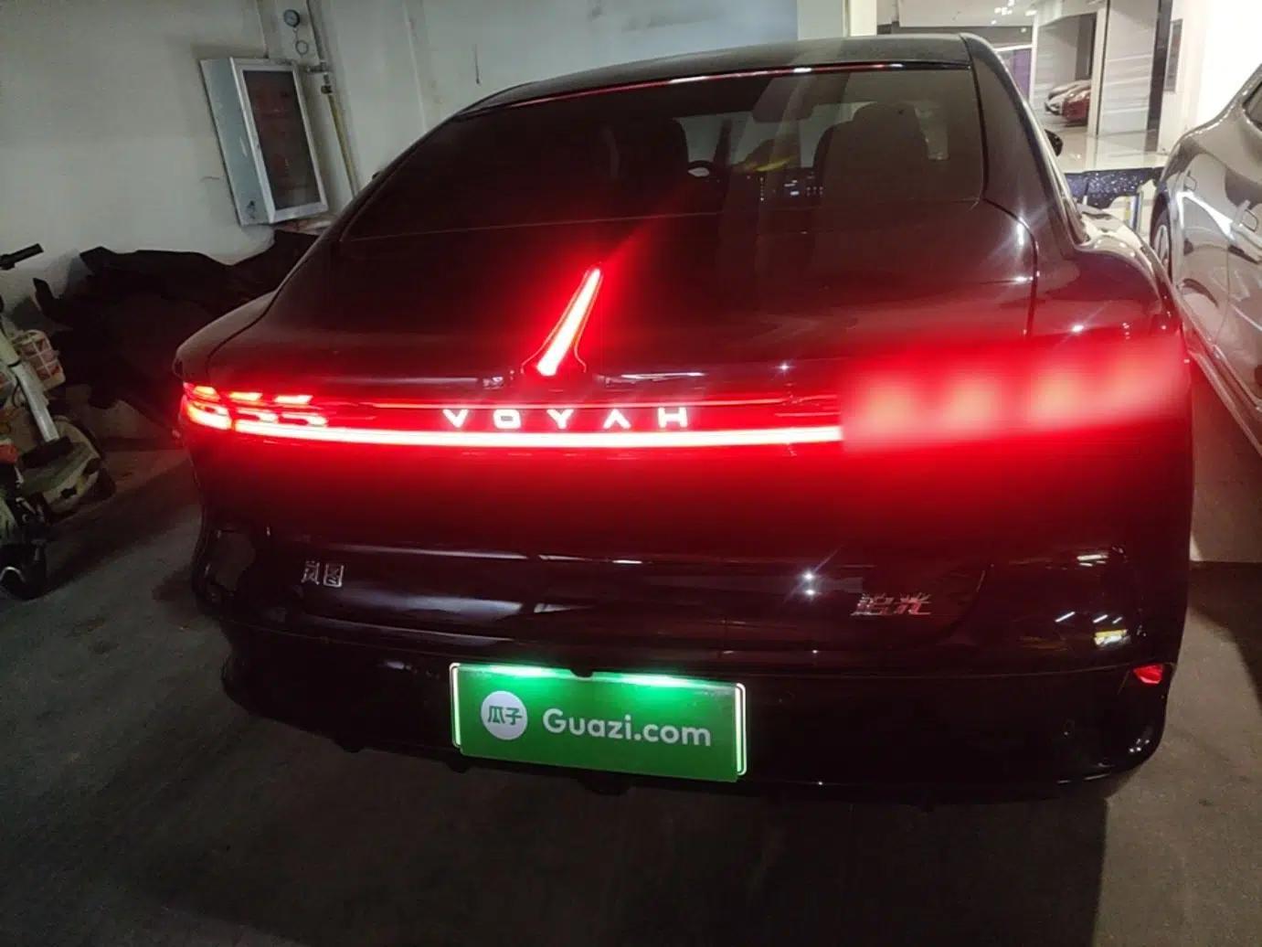 VOYAH PASSION 2024 PHEV Four-Wheel Drive Ultra-Long Range Flagship Model — миниатюра 5