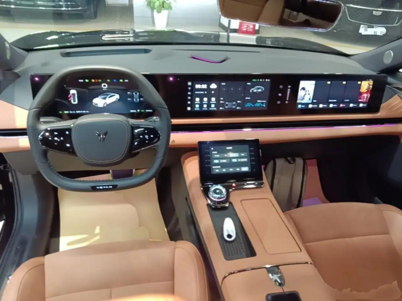VOYAH PASSION 2024 PHEV Four-Wheel Drive Ultra-Long Range Flagship Model — миниатюра 13
