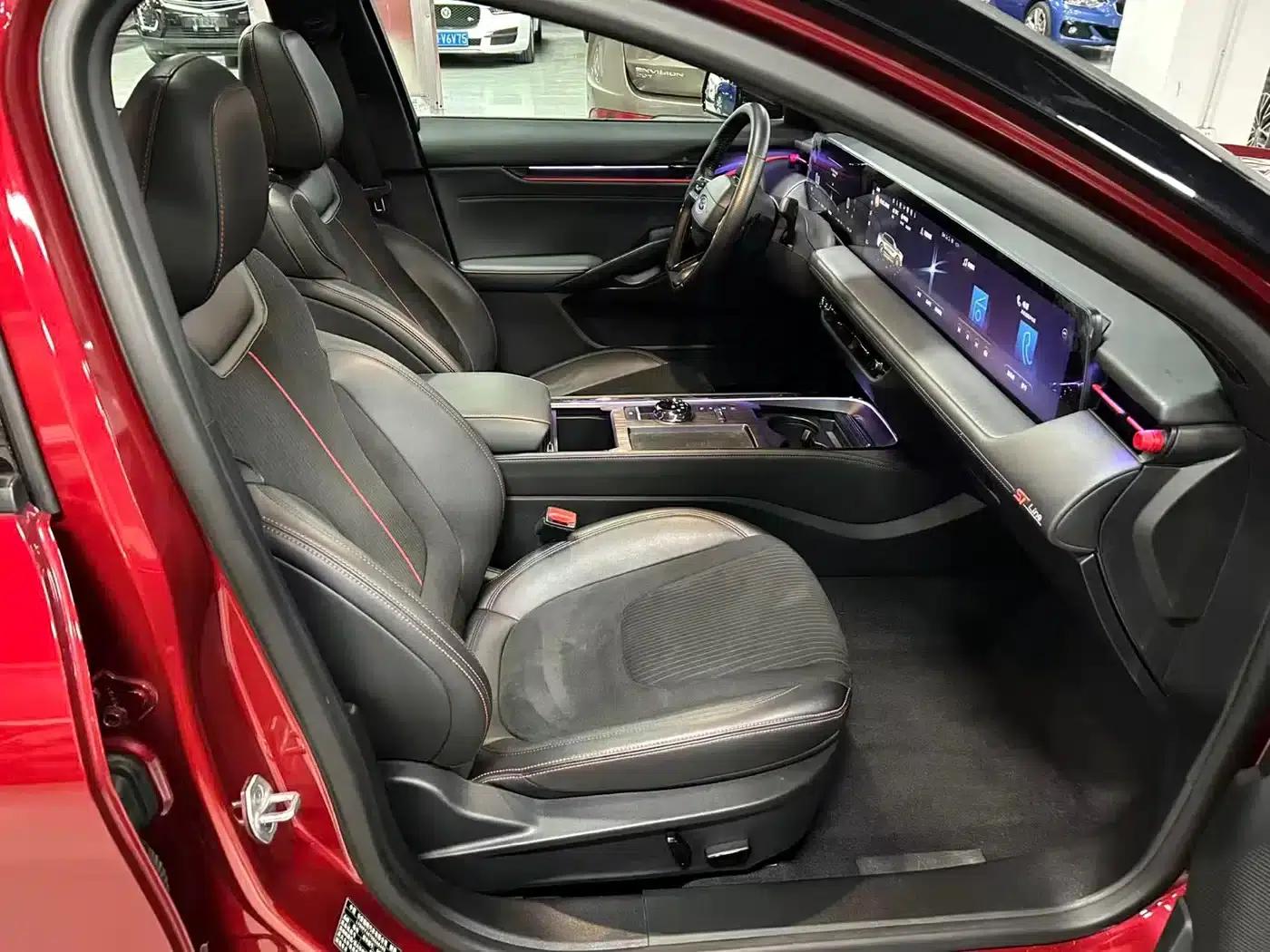 2022 Ford Mondeo EcoBoost 245 ST-Line — миниатюра 5