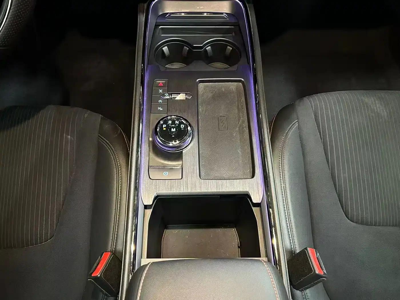 2022 Ford Mondeo EcoBoost 245 ST-Line — миниатюра 8