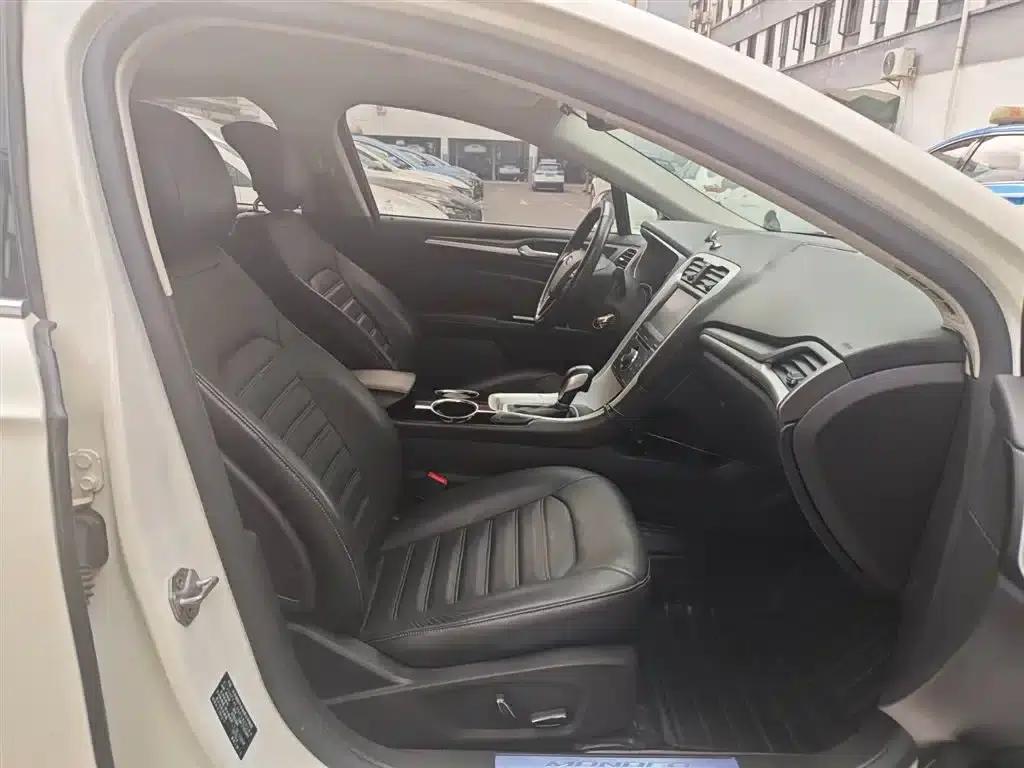 2013 Ford Mondeo 1.5L GTDi180 Fashion Edition — миниатюра 12