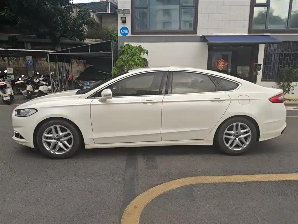 2013 Ford Mondeo 1.5L GTDi180 Fashion Edition — миниатюра 3