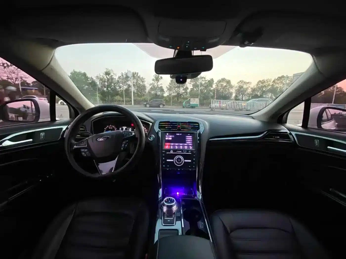 2017 Ford Mondeo EcoBoost 180 Fashion Edition — миниатюра 5