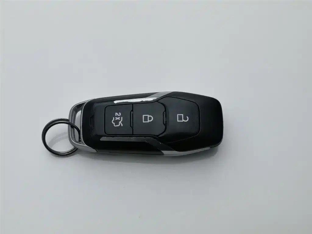 2013 Ford Mondeo 2.0L GTDi200 Luxury — миниатюра 19