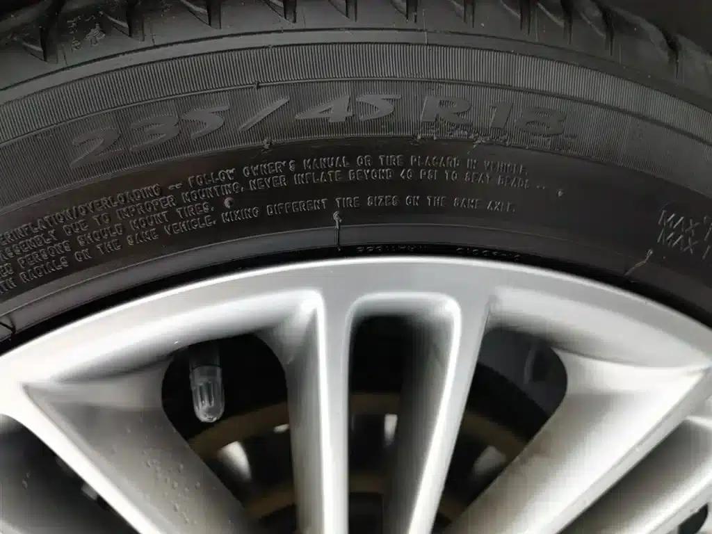 2013 Ford Mondeo 2.0L GTDi200 Luxury — миниатюра 24