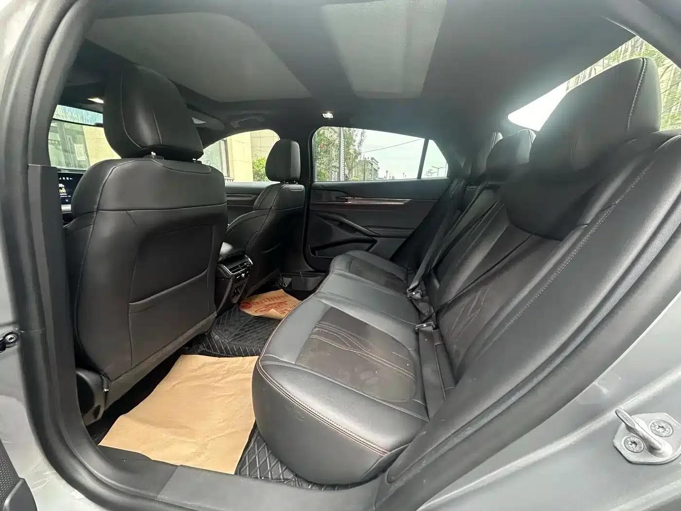 2025 Ford Mondeo 1.5T EcoBoost Luxury — миниатюра 5