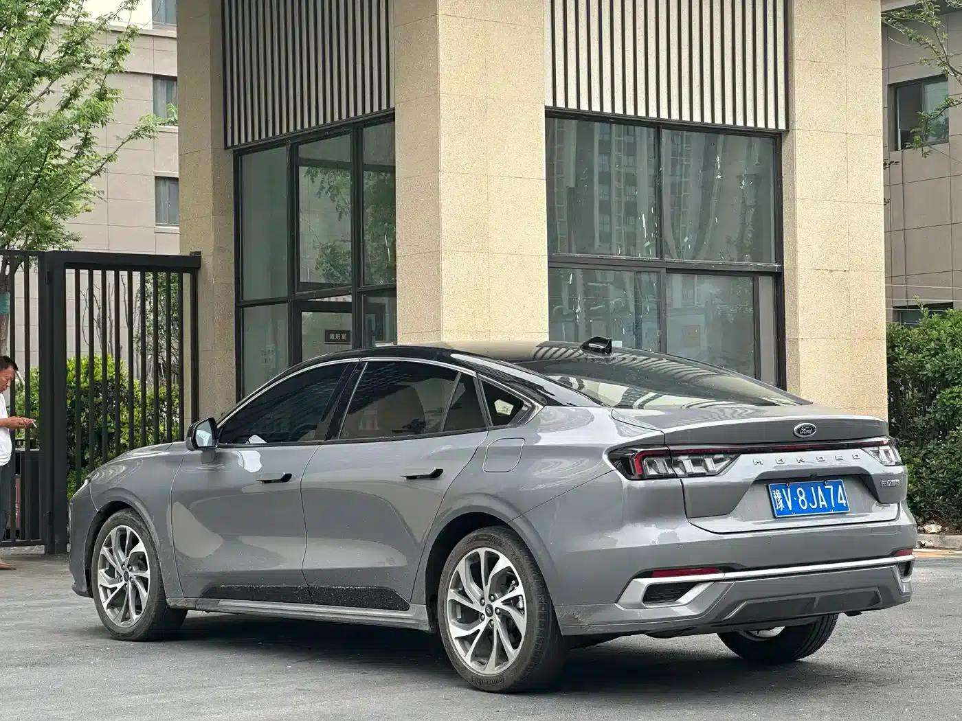 2025 Ford Mondeo 1.5T EcoBoost Luxury — миниатюра 8