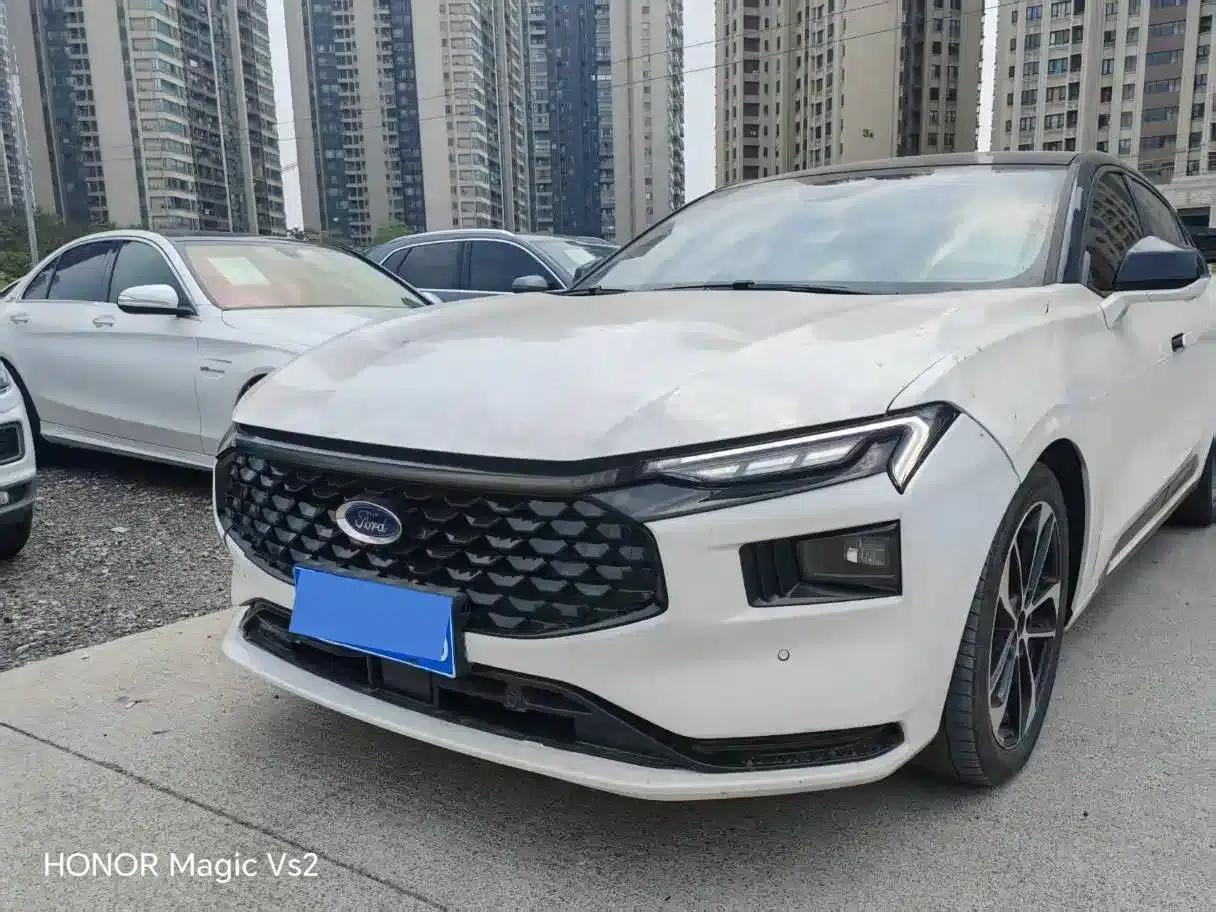 2022 Ford Mondeo EcoBoost 245 ST-Line — миниатюра 1