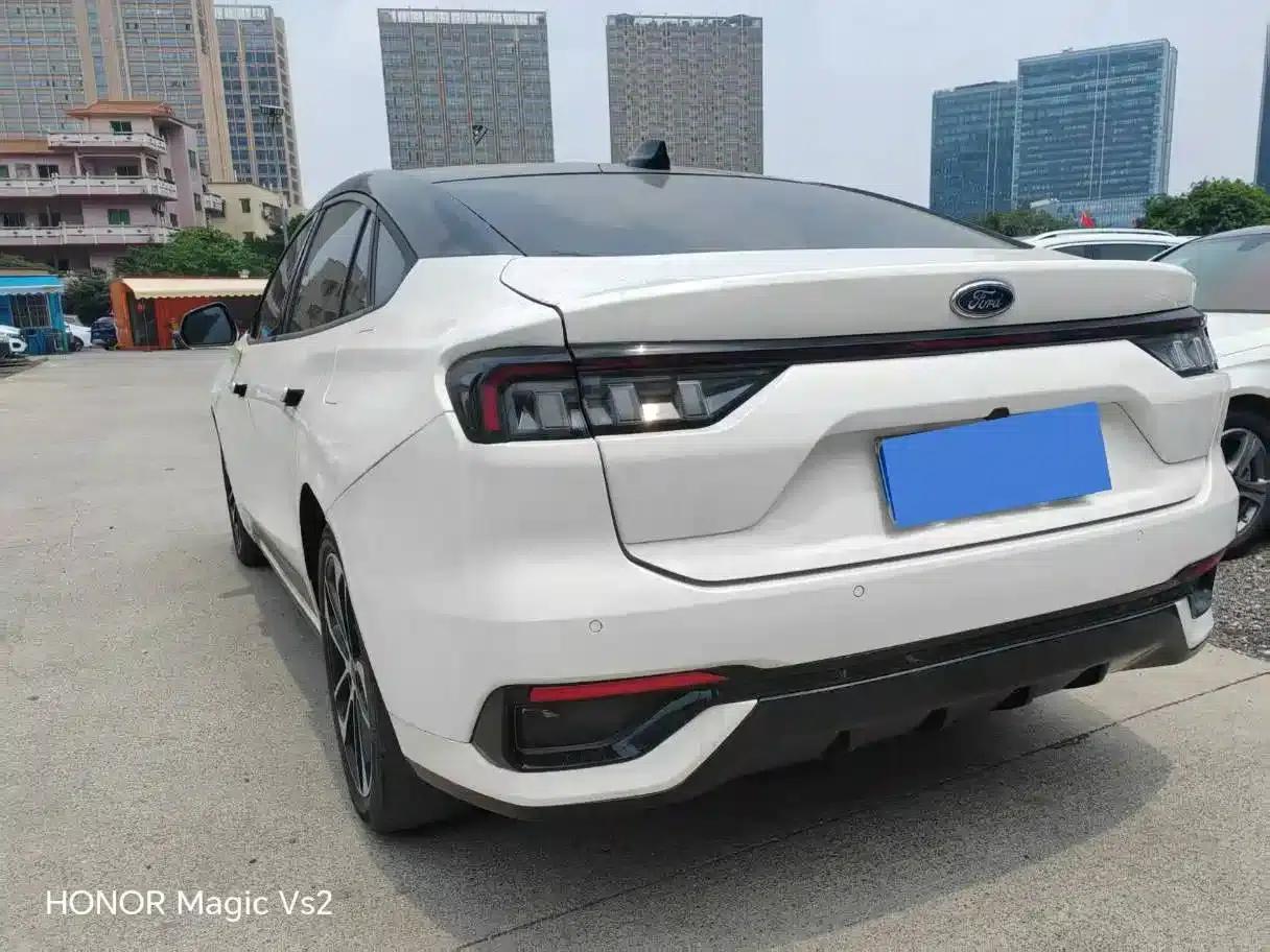 2022 Ford Mondeo EcoBoost 245 ST-Line — миниатюра 9