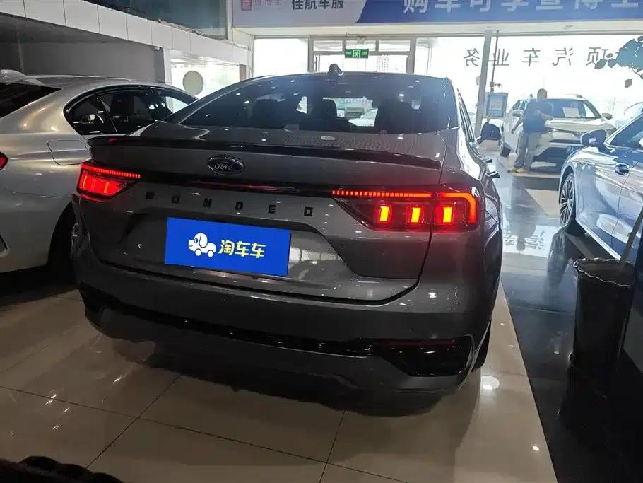 2023 Ford Mondeo EcoBoost 245 Supreme Edition — миниатюра 4