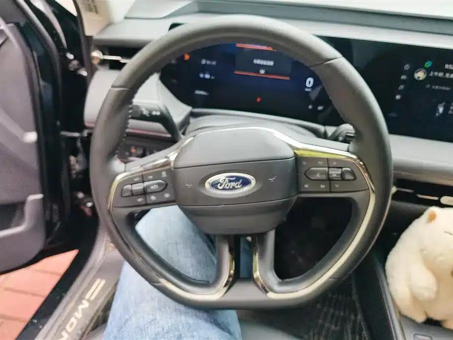 2023 Ford Mondeo EcoBoost 180 Luxury — миниатюра 15