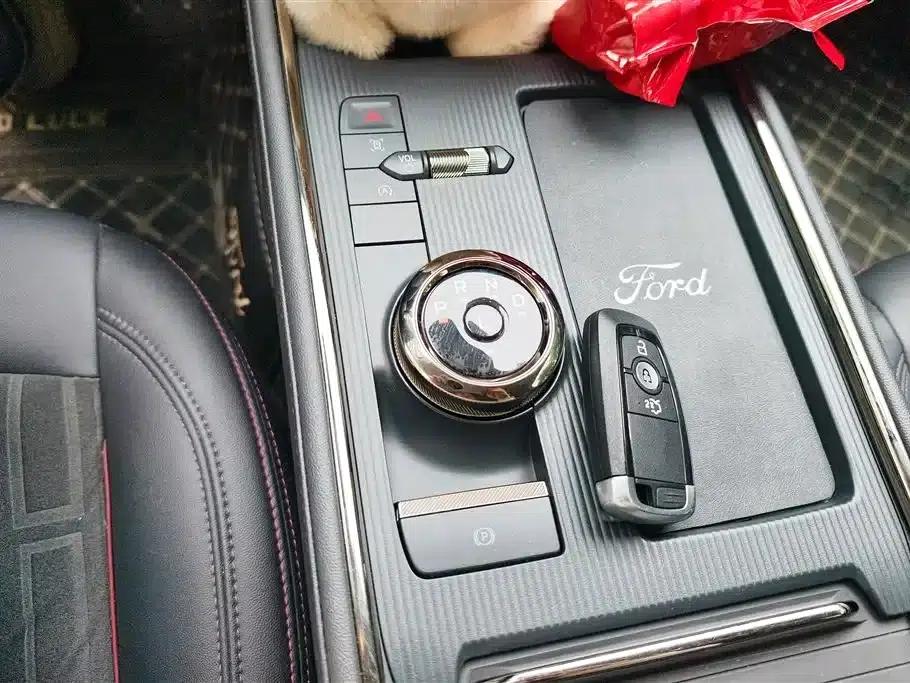 2023 Ford Mondeo EcoBoost 180 Luxury — миниатюра 16