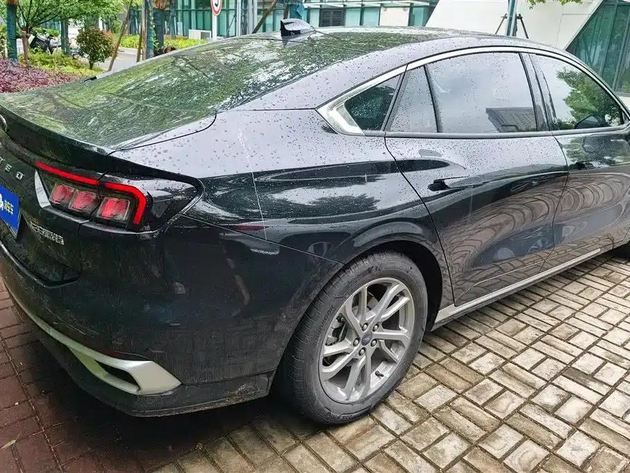 2023 Ford Mondeo EcoBoost 180 Luxury — миниатюра 3