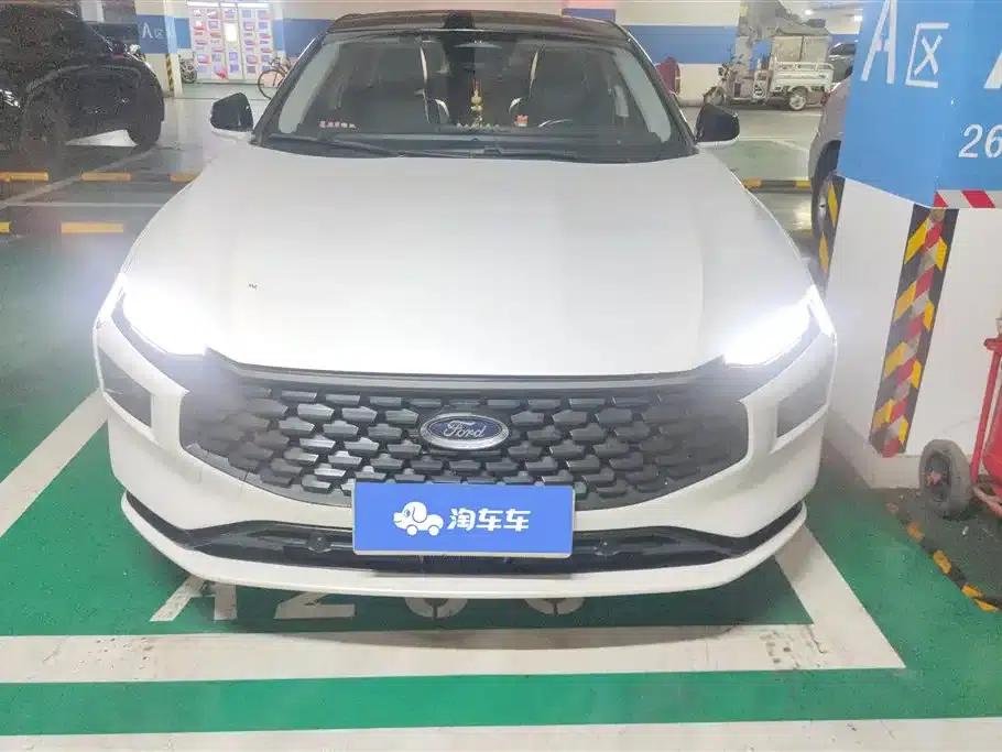 2023 Ford Mondeo EcoBoost 245 Luxury — миниатюра 2