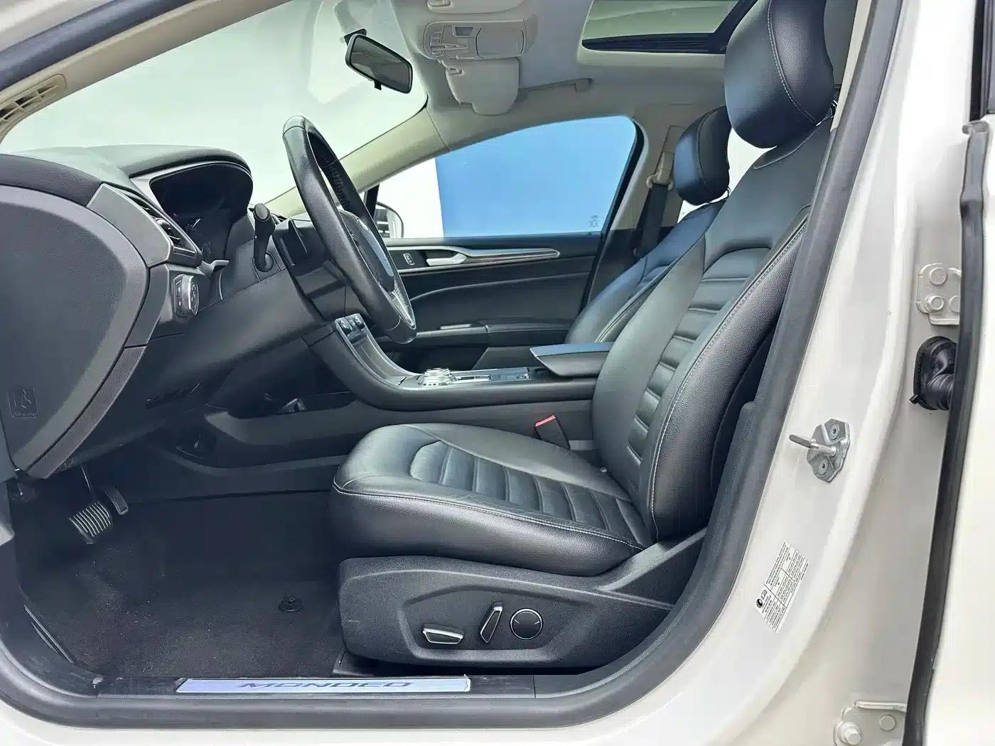 2018 Ford Mondeo EcoBoost 180 Fashion Edition — миниатюра 3