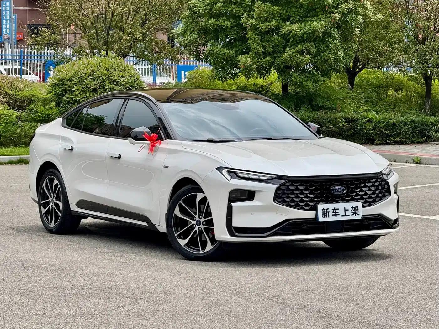 2023 Ford Mondeo EcoBoost 245 ST-Line — миниатюра 2