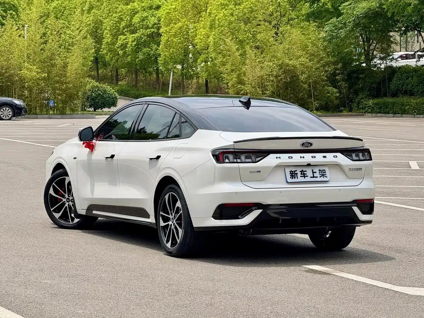 2023 Ford Mondeo EcoBoost 245 ST-Line — миниатюра 10