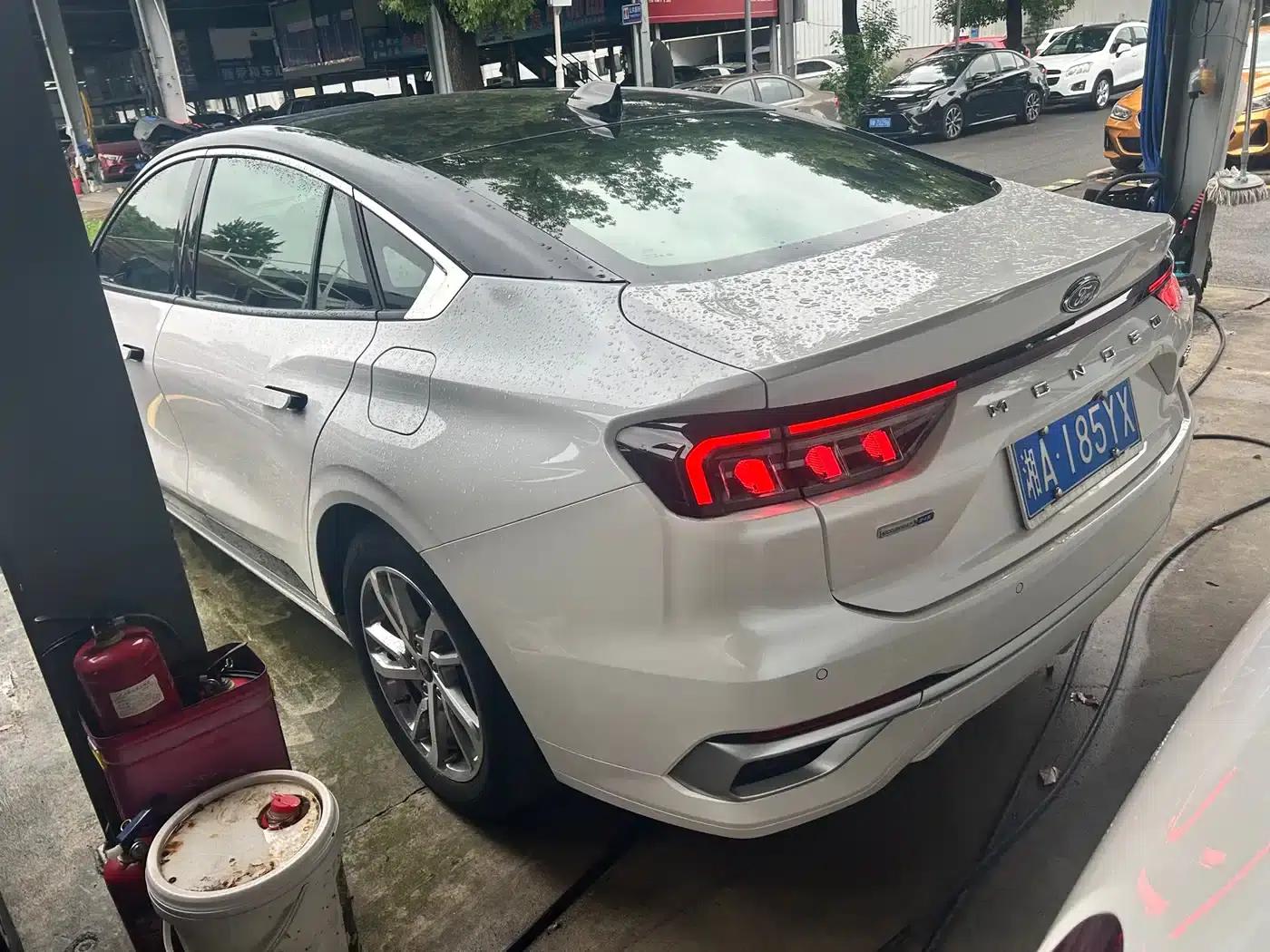 2022 Ford Mondeo Facelift EcoBoost 245 Luxury — миниатюра 11
