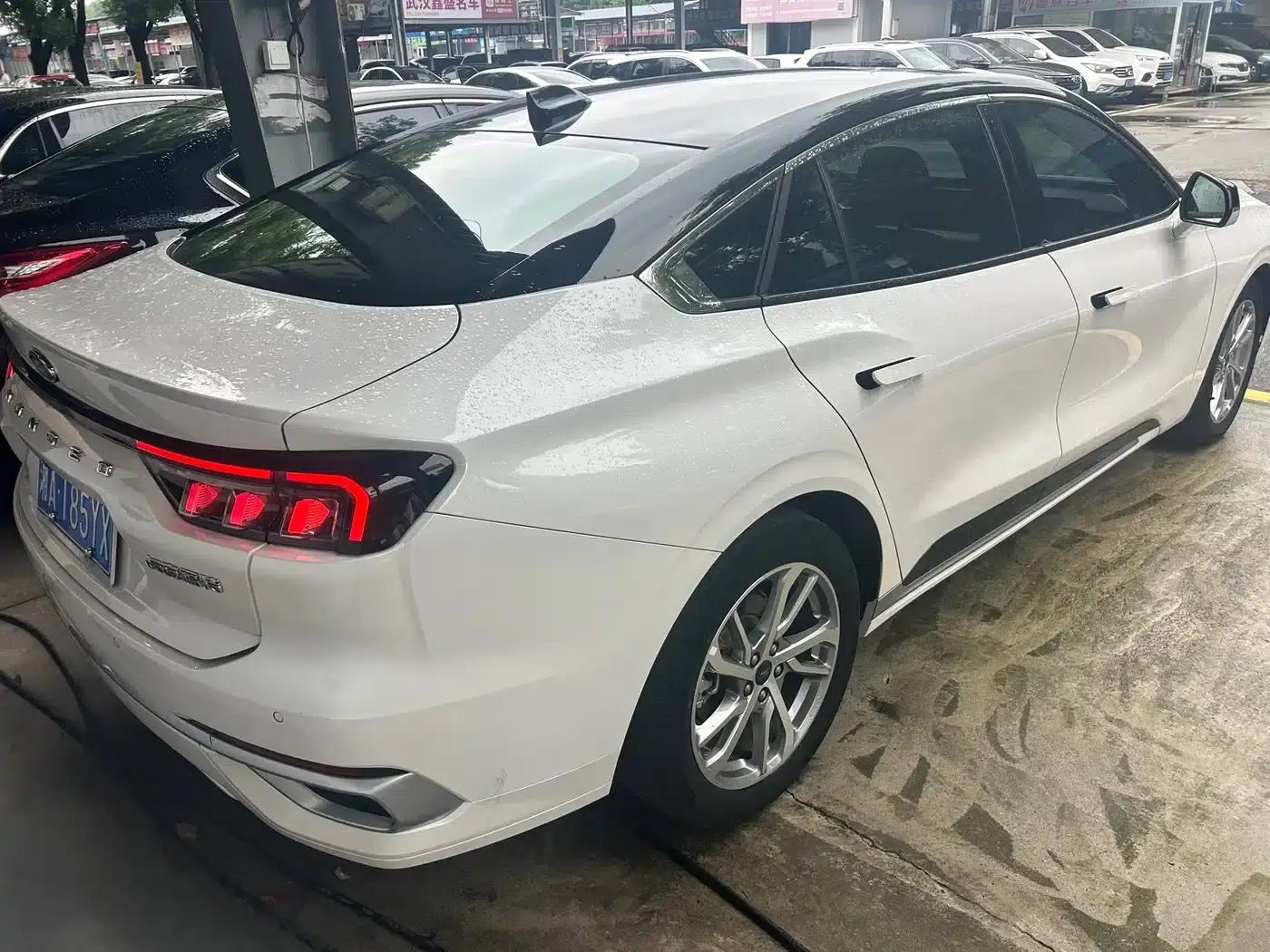 2022 Ford Mondeo Facelift EcoBoost 245 Luxury — миниатюра 12