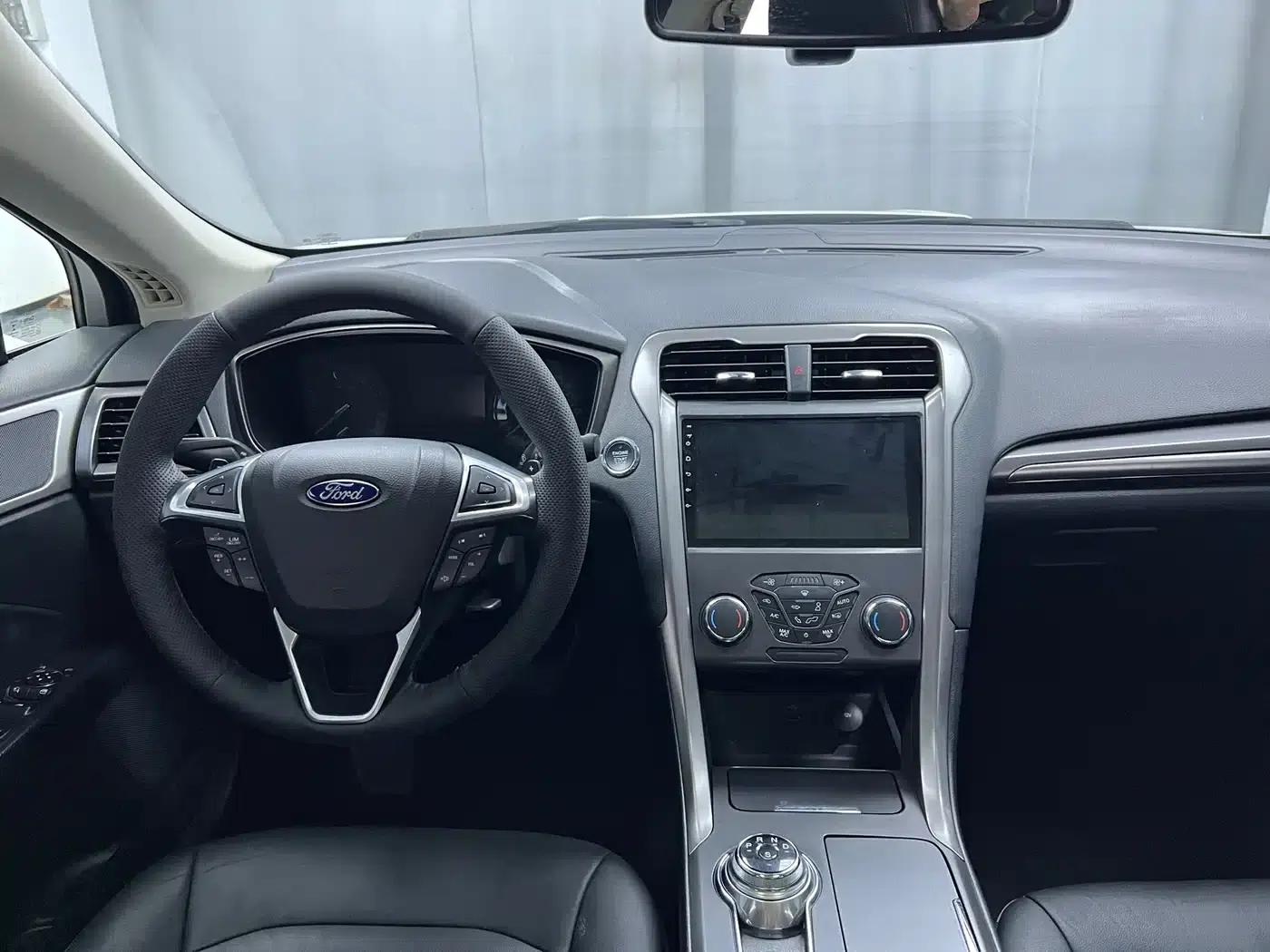 2017 Ford Mondeo EcoBoost 180 Fashion Edition — миниатюра 12